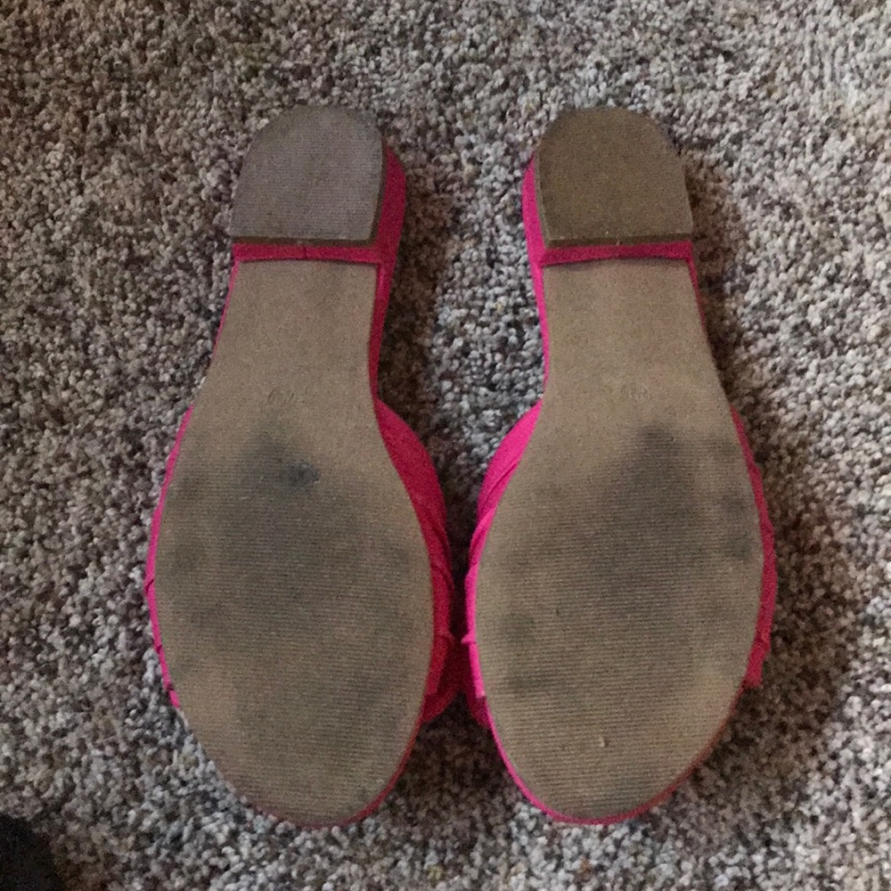 Pink slides - Picture 2 of 3